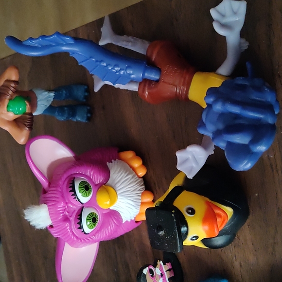 Mixed Vintage & Modern Toy Lot – Star Wars, Furby, Troll, LOL Mini, and More! - Picture 3 of 5